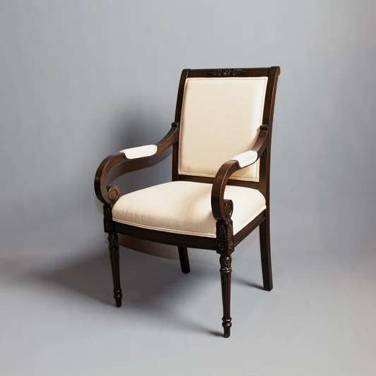 ELEGANT DINING ROOM FURNITURE